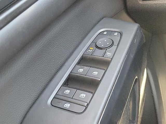 2026 Nissan Pathfinder SV 2WD