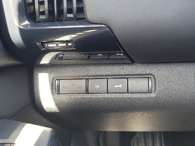 2026 Nissan Pathfinder SV 2WD