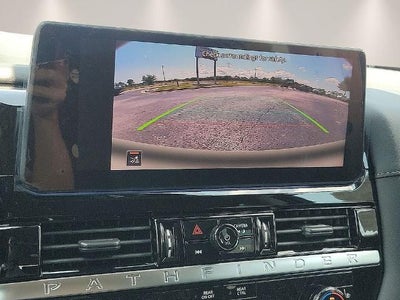 2026 Nissan Pathfinder SV 2WD