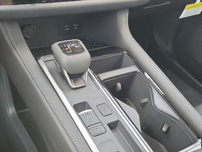 2026 Nissan Pathfinder SV 2WD