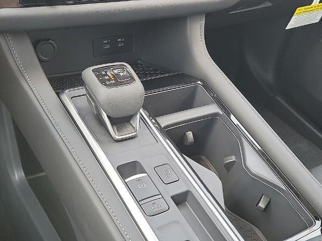 2026 Nissan Pathfinder SV 2WD