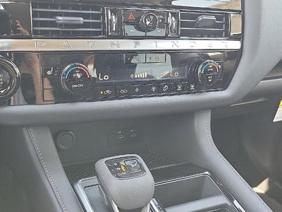 2026 Nissan Pathfinder SV 2WD