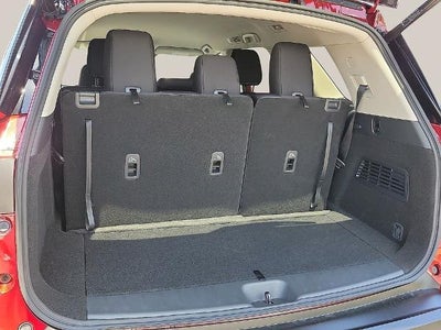 2026 Nissan Pathfinder SV 2WD