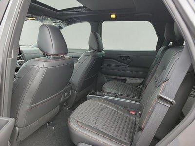 2026 Nissan Pathfinder Rock Creek 4WD