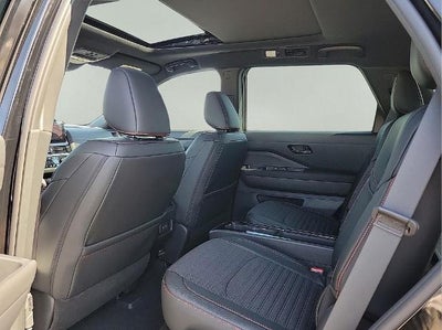 2026 Nissan Pathfinder Rock Creek 4WD