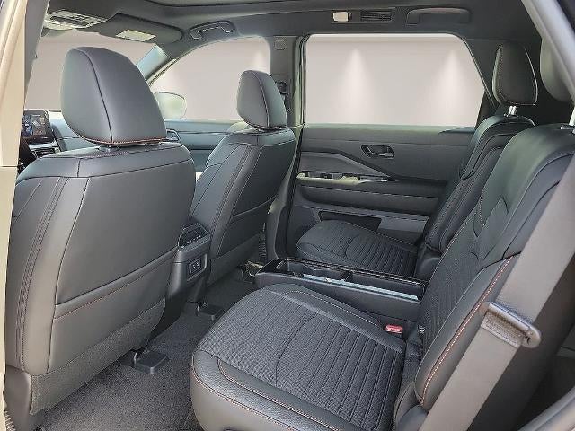 2026 Nissan Pathfinder Rock Creek 4WD