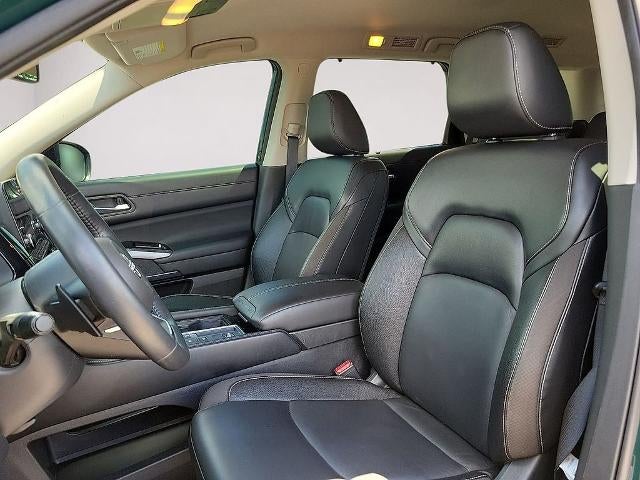 2023 Nissan Pathfinder SL 2WD