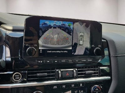 2023 Nissan Pathfinder SL 2WD