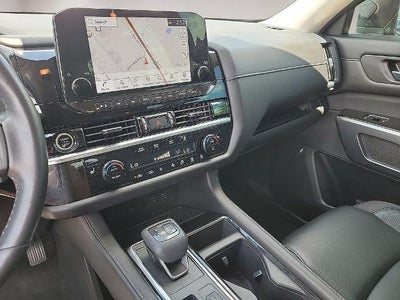 2023 Nissan Pathfinder SL 2WD