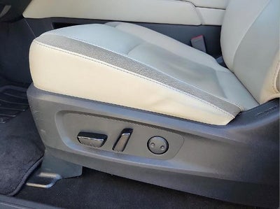 2023 Nissan Pathfinder SL 2WD