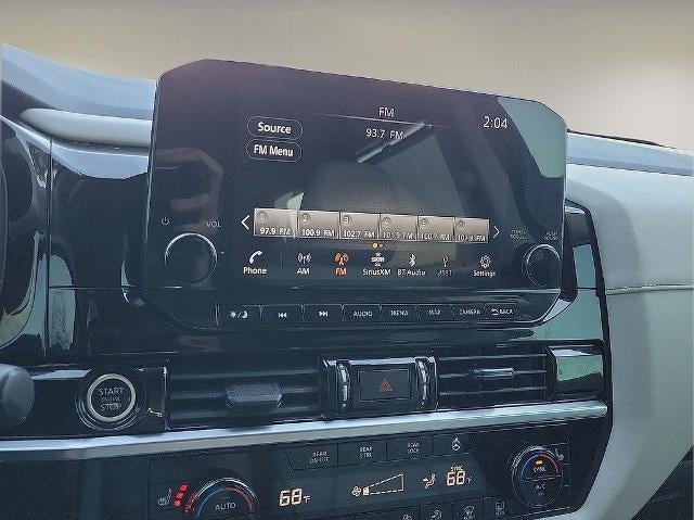 2023 Nissan Pathfinder SL 2WD