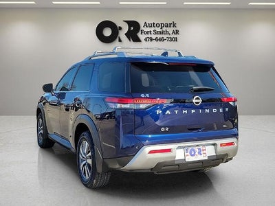 2023 Nissan Pathfinder SL 2WD