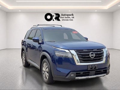 2022 Nissan Pathfinder SL 2WD