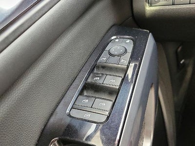 2022 Nissan Pathfinder SL 2WD