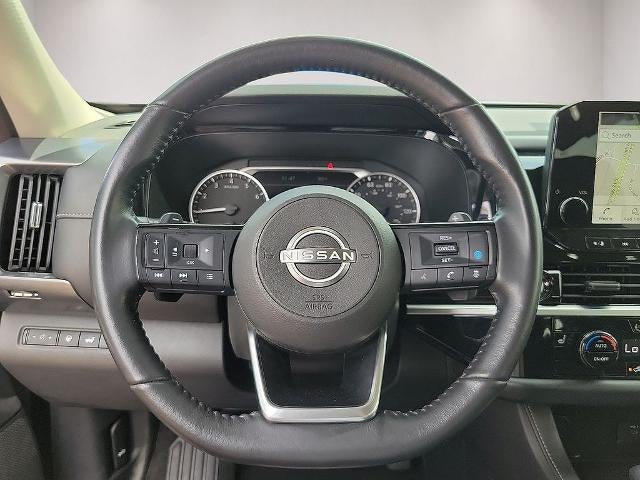2022 Nissan Pathfinder SL 2WD