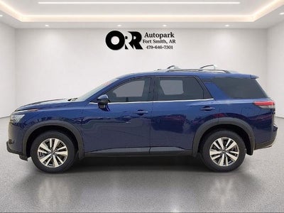 2022 Nissan Pathfinder SL 2WD