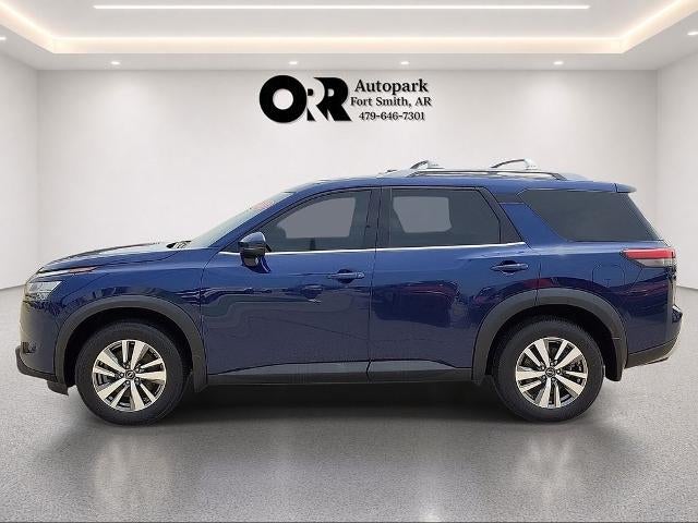 2022 Nissan Pathfinder SL 2WD