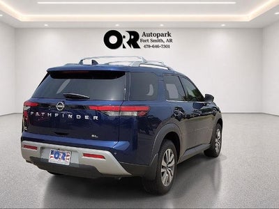 2022 Nissan Pathfinder SL 2WD