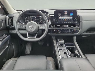 2024 Nissan Pathfinder SL 2WD