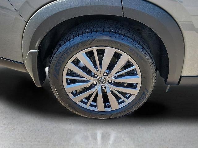2023 Nissan Pathfinder SL 2WD