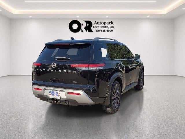 2022 Nissan Pathfinder SL 2WD