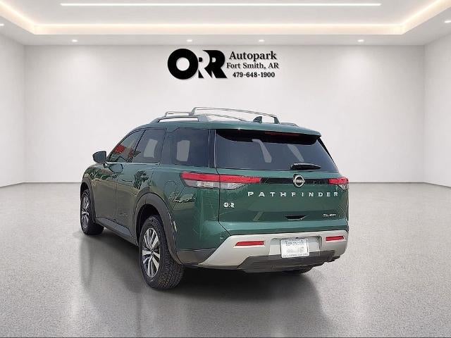 2023 Nissan Pathfinder SL 4WD