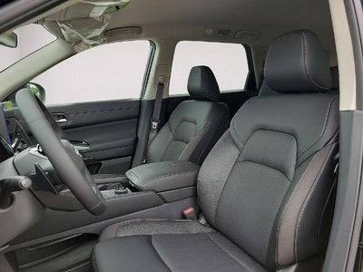 2026 Nissan Pathfinder SL 4WD