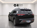2026 Nissan Pathfinder SL 4WD