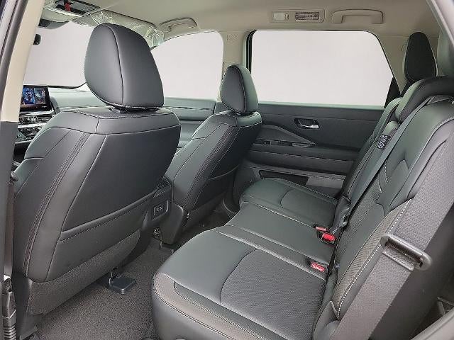 2026 Nissan Pathfinder SL 4WD