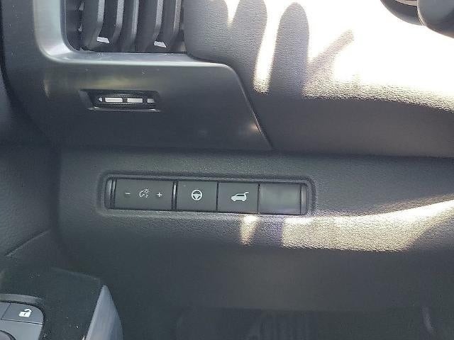 2026 Nissan Pathfinder SL 4WD