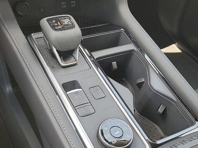 2026 Nissan Pathfinder SL 4WD