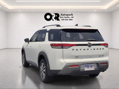 2026 Nissan Pathfinder SL 4WD