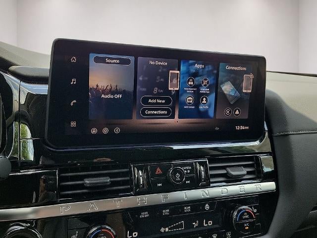 2026 Nissan Pathfinder SL 4WD