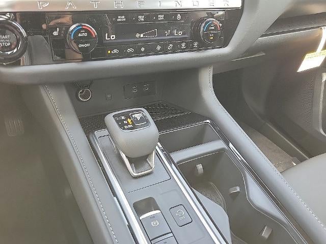 2026 Nissan Pathfinder SL 4WD