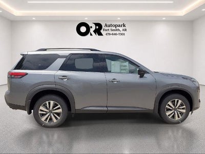2026 Nissan Pathfinder SL 4WD