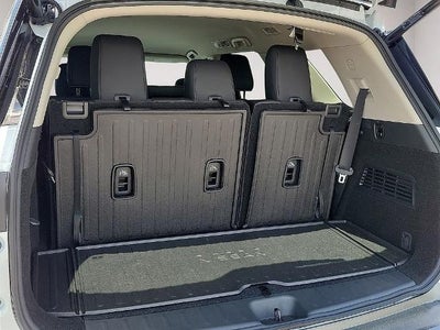 2026 Nissan Pathfinder SL 4WD