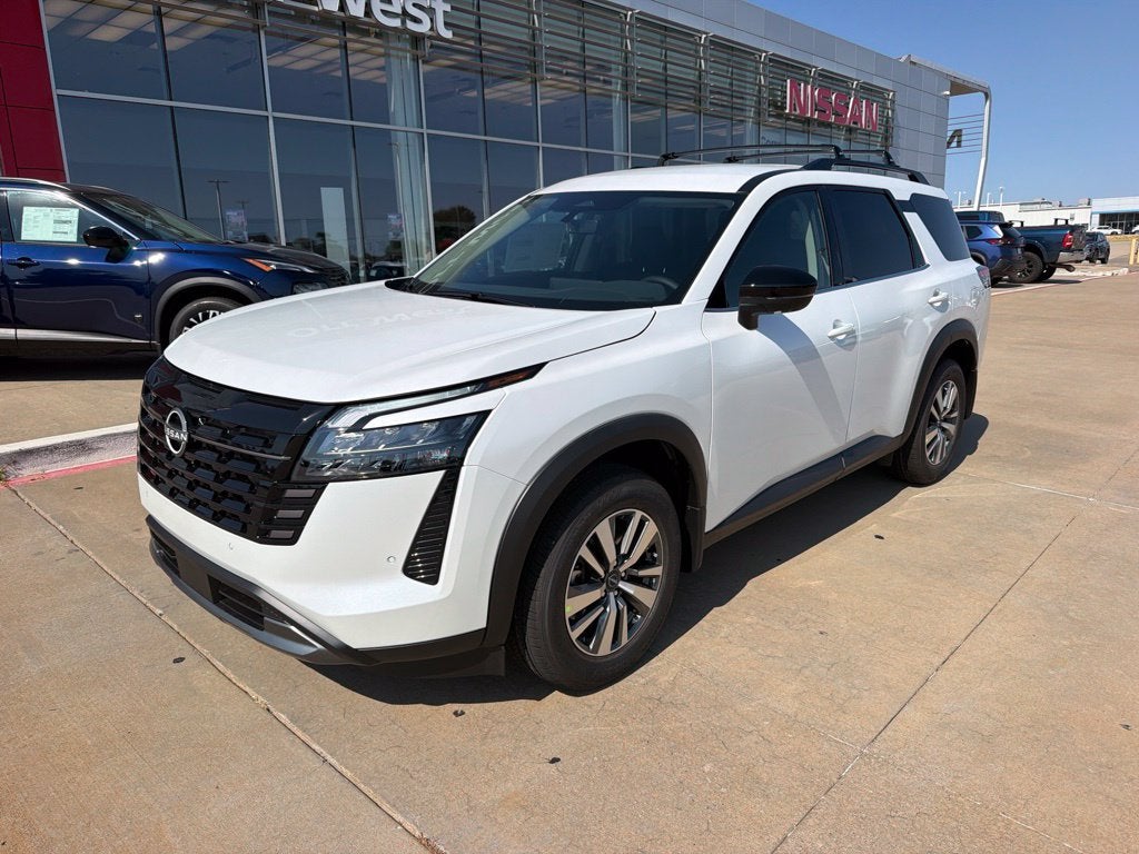 2026 Nissan Pathfinder SL 2WD