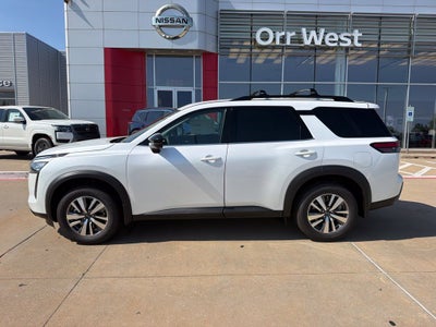 2026 Nissan Pathfinder SL 2WD