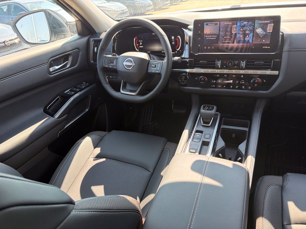 2026 Nissan Pathfinder SL 2WD