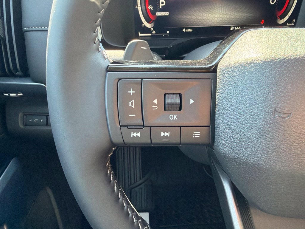 2026 Nissan Pathfinder SL 2WD