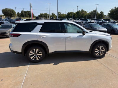 2026 Nissan Pathfinder SL 2WD