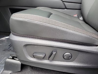 2026 Nissan Pathfinder SL 2WD