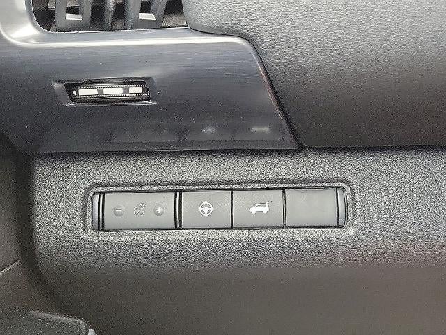 2026 Nissan Pathfinder SL 2WD