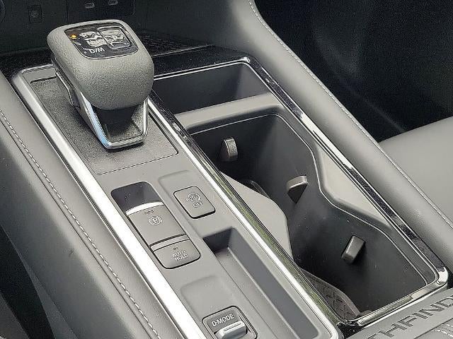 2026 Nissan Pathfinder SL 2WD