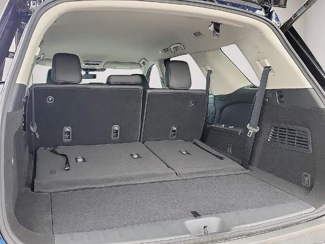 2026 Nissan Pathfinder SL 2WD