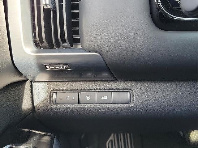 2026 Nissan Pathfinder SL 4WD