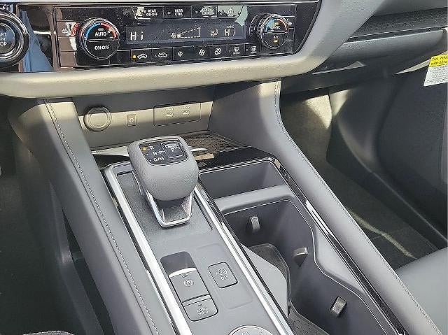 2026 Nissan Pathfinder SL 4WD