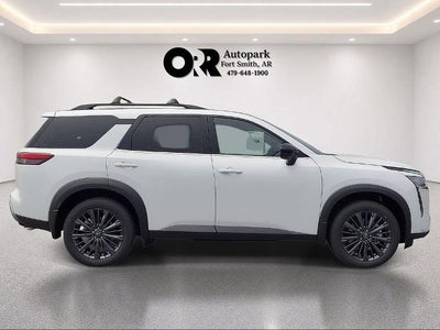 2026 Nissan Pathfinder SL 4WD