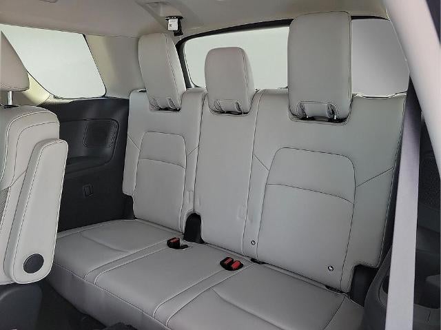 2026 Nissan Pathfinder SL 4WD