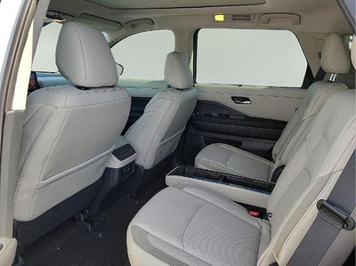 2026 Nissan Pathfinder SL 4WD